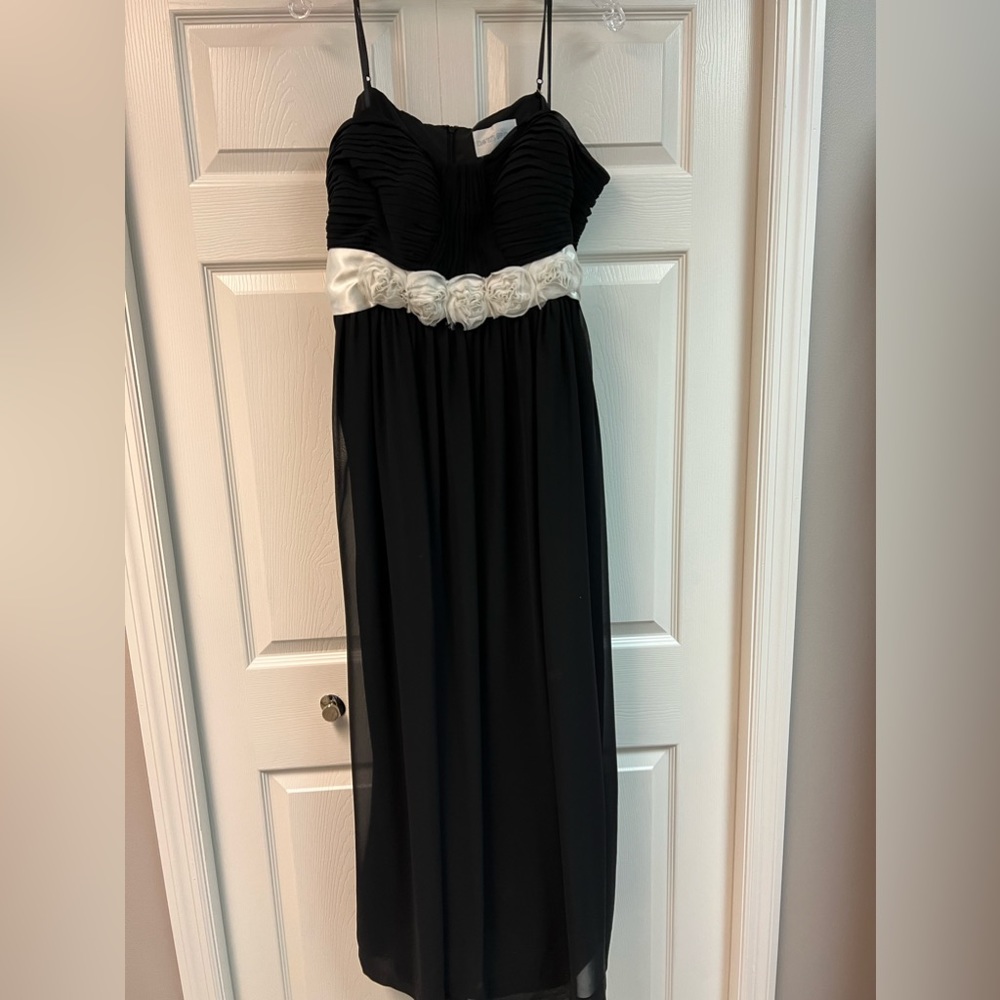 Beautiful plus size prom/formal gown